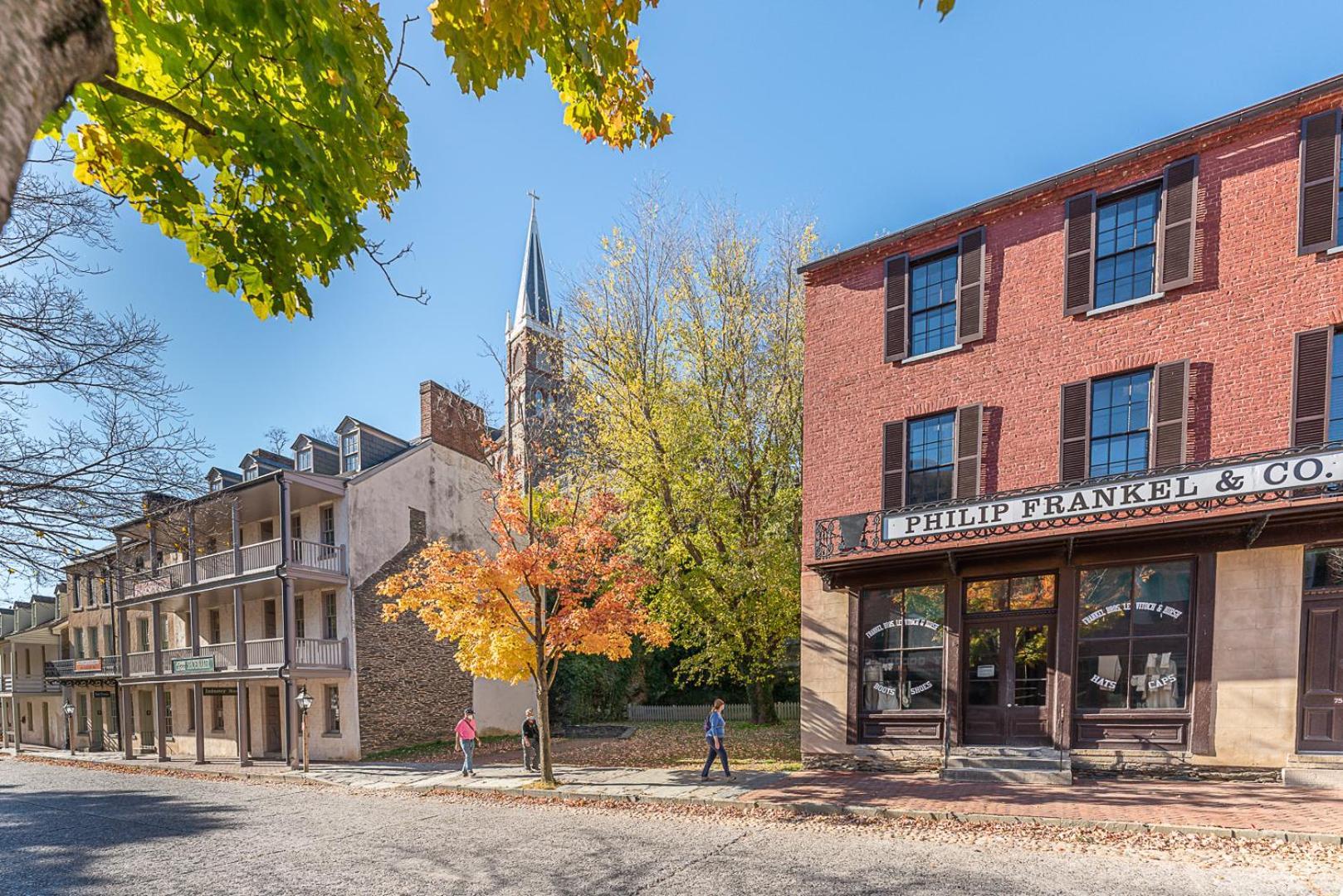 La Soledad Lavender Farm And Guesthouse Harpers Ferry Bagian luar foto